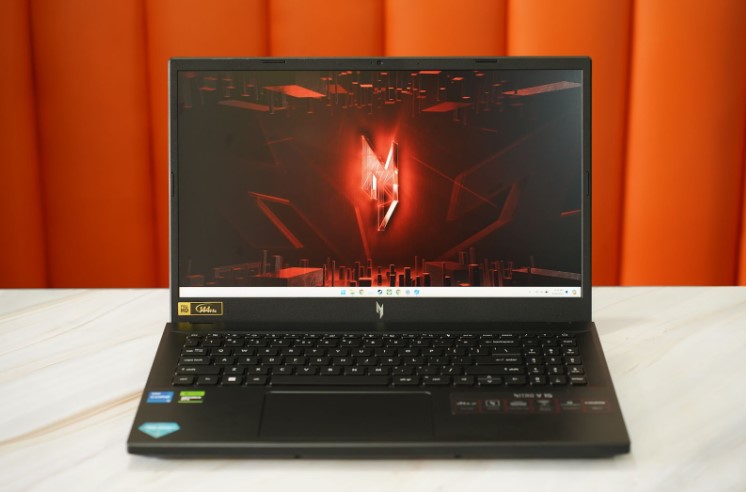 Máy tính xách tay Acer Nitro V ANV15