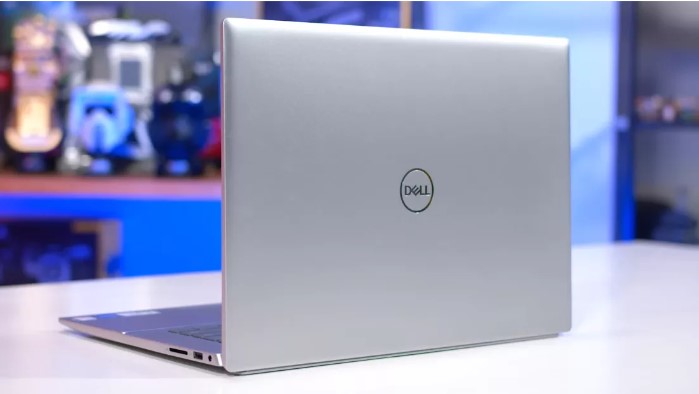 Laptop Dell Inspiron trang bị chip Intel