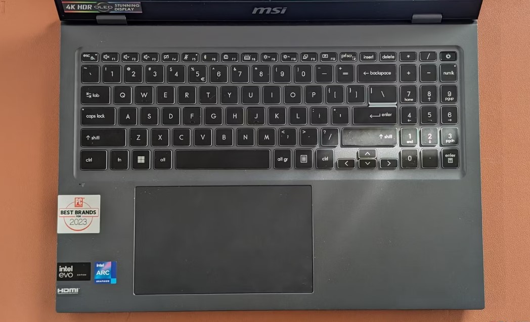 touchpad nằm lệch ở bên trái