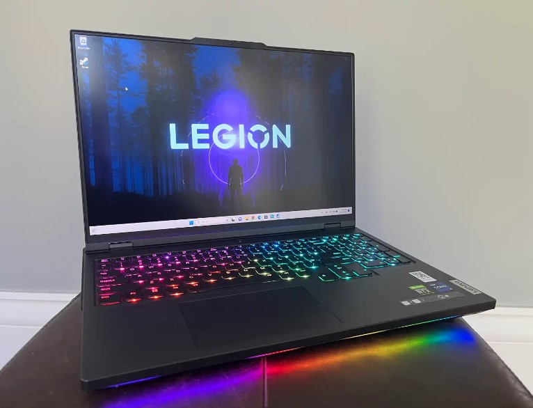 Thiết kế Lenovo Legion Pro 7i