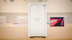 Ốp lưng MagSafe Iphone 13 Pro Max MM313FE-A