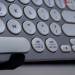 ban-phim-logitech-k380-bluetooth-xam-almond-milk-9
