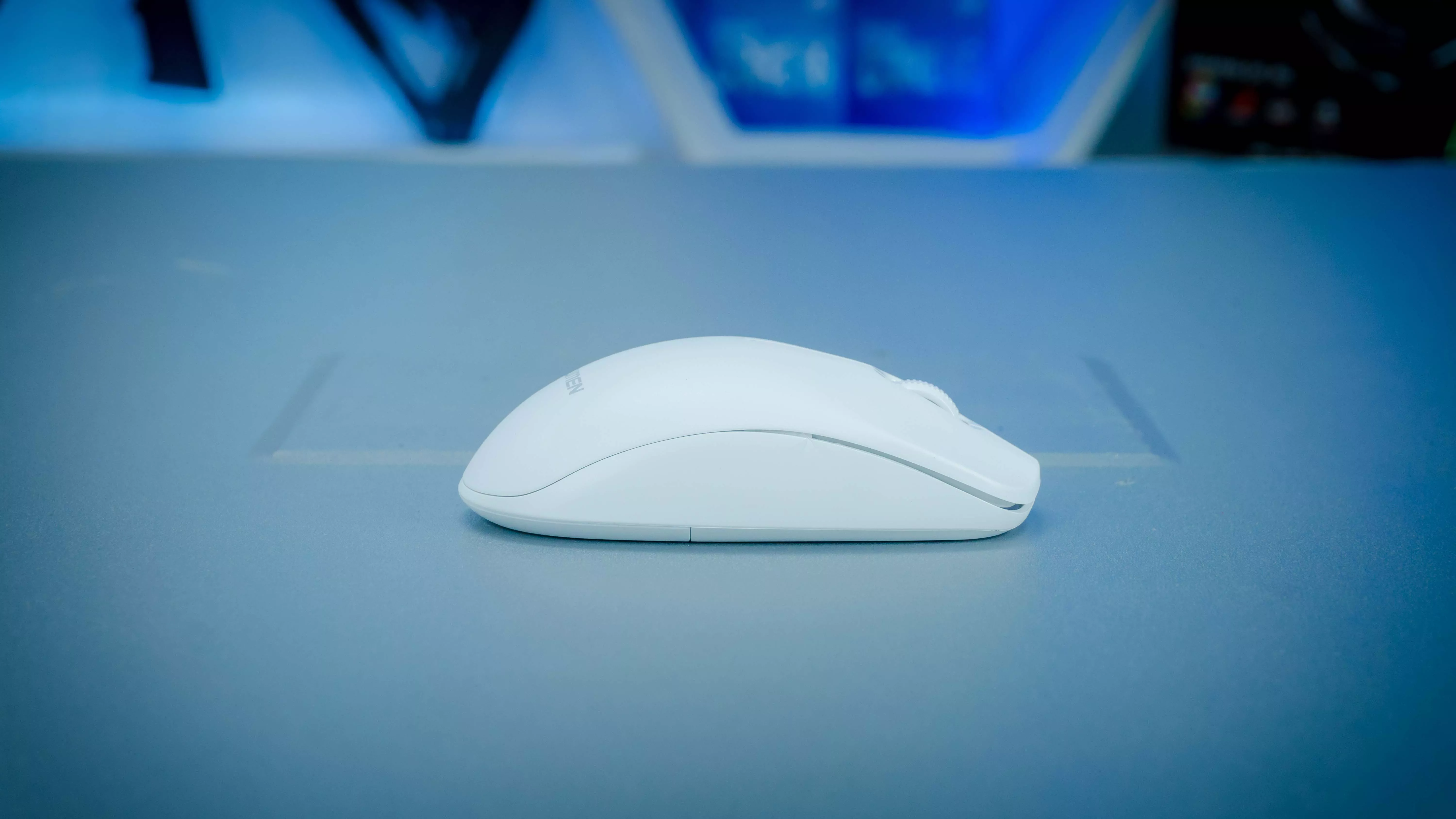 Chuột máy tính không dây Newmen F007 Trắng